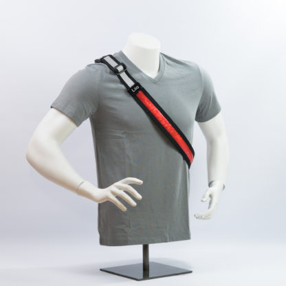 Liio Standard Red: LED USB rechargeable illuminating reflective modular strap/band system - Image 6